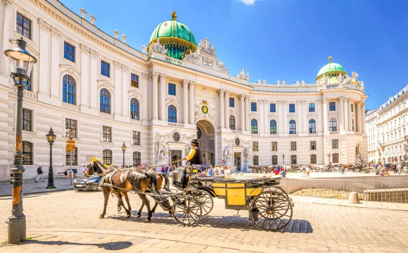 Fiaker vor der Hofburg