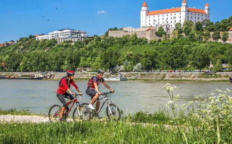 Bratislava Donau Burg