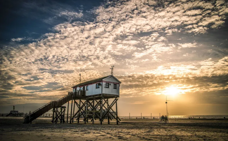 St. Peter-Ording, Pfahlbauten, Strand