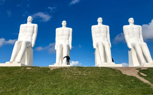 Skulpturen-Gruppe "Der Mensch am Meer", Esbjerg